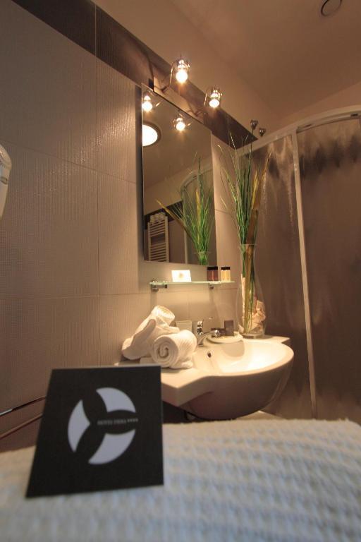 Hotel Fiera Rimini Rum bild