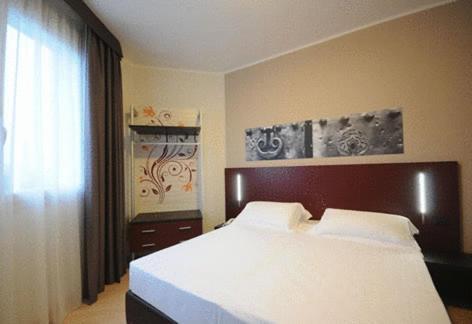 Hotel Fiera Rimini Exteriör bild